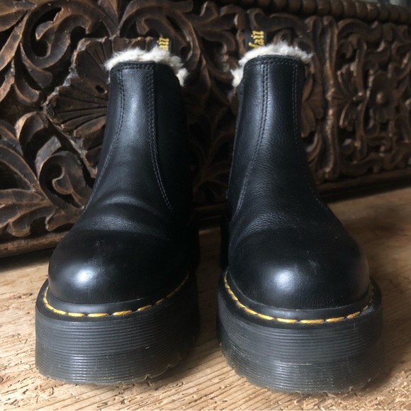 Dr. Doc Martens Quad 2976 Shearling Sherpa Fur Lined Platform Chelsea Boots 6/37 - Picture 9 of 16